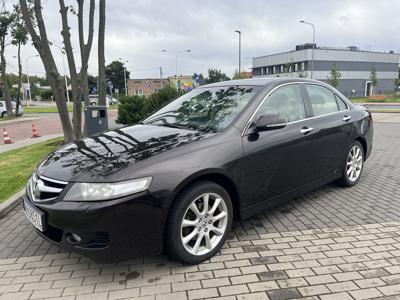 Używane Honda Accord - 15 000 PLN, 317 000 km, 2007