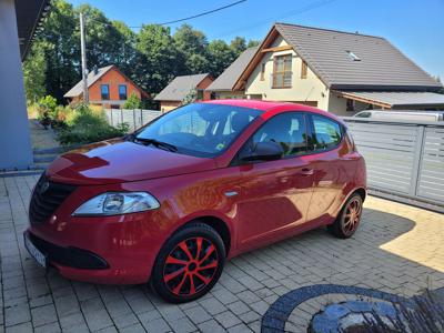 Używane Lancia Ypsilon - 31 400 PLN, 69 000 km, 2015