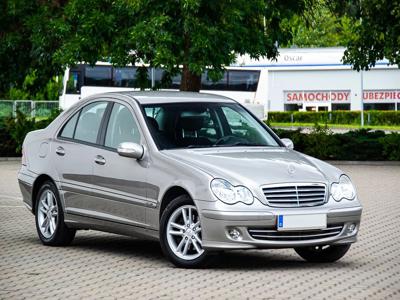 Używane Mercedes-Benz Klasa C - 21 900 PLN, 163 000 km, 2004