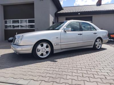 Używane Mercedes-Benz Klasa E - 21 000 PLN, 462 000 km, 1998