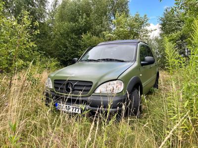 Używane Mercedes-Benz ML - 12 800 PLN, 283 450 km, 2001