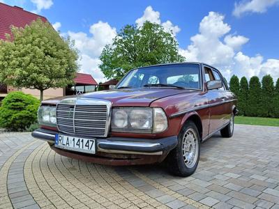 Używane Mercedes-Benz W123 - 10 900 PLN, 366 000 km, 1980