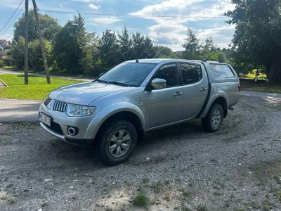 Używane Mitsubishi L200 - 45 500 PLN, 127 940 km, 2010