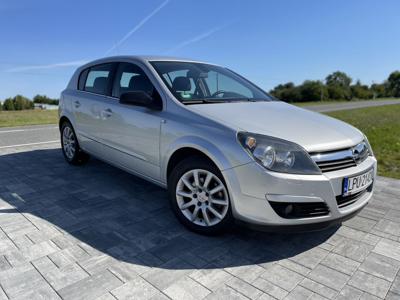 Używane Opel Astra - 17 889 PLN, 180 000 km, 2004