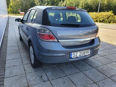 Używane Opel Astra - 18 000 PLN, 150 000 km, 2007