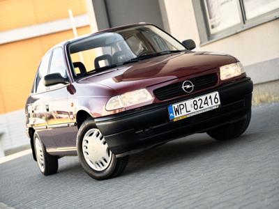 Używane Opel Astra - 19 900 PLN, 11 700 km, 1997