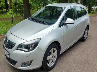 Używane Opel Astra - 22 900 PLN, 267 854 km, 2012