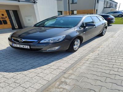 Używane Opel Astra - 27 900 PLN, 152 000 km, 2011