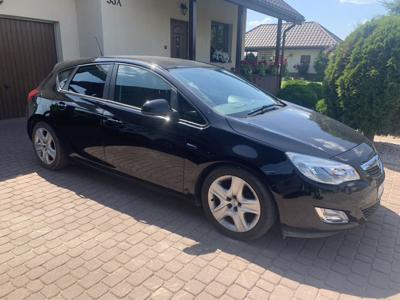 Używane Opel Astra - 29 500 PLN, 134 000 km, 2011