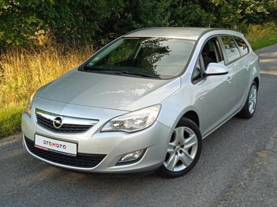 Używane Opel Astra - 29 950 PLN, 183 000 km, 2012