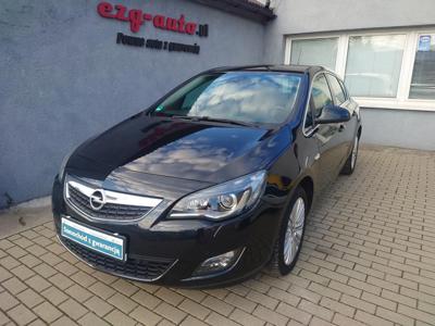 Używane Opel Astra - 33 900 PLN, 141 000 km, 2011