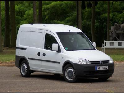 Używane Opel Combo - 10 900 PLN, 198 000 km, 2008