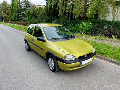 Używane Opel Corsa - 1 500 PLN, 221 756 km, 1997