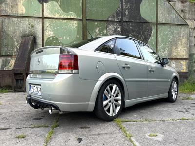 Używane Opel Vectra - 25 900 PLN, 243 400 km, 2005