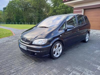 Używane Opel Zafira - 10 500 PLN, 271 925 km, 2005