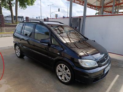 Używane Opel Zafira - 9 000 PLN, 326 000 km, 2002