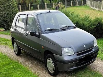 Używane Renault Clio - 2 500 PLN, 129 732 km, 1996