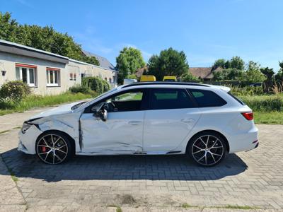 Używane Seat Leon - 39 999 PLN, 44 500 km, 2018