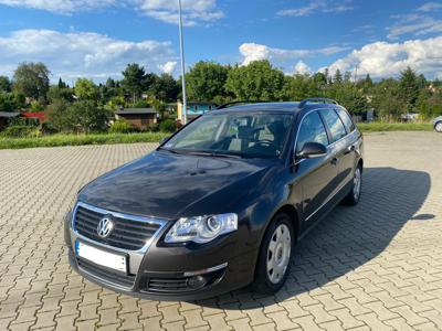 Używane Volkswagen Passat - 18 450 PLN, 329 400 km, 2007