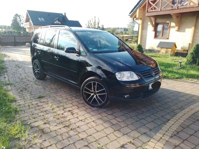 Używane Volkswagen Touran - 15 900 PLN, 255 732 km, 2005