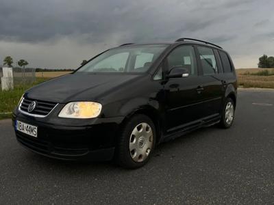 Używane Volkswagen Touran - 6 000 PLN, 317 840 km, 2004