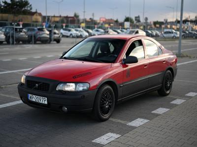 Używane Volvo S60 - 9 999 PLN, 325 000 km, 2000