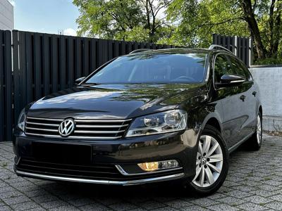 Volkswagen Passat B7 Variant 1.6 TDI CR DPF BlueMotion 105KM 2012