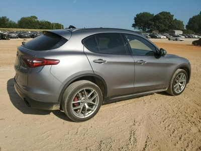 Alfa Romeo Stelvio TI Q4 Turbo 280HP