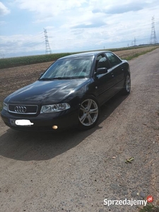 Audi a4 1.8 benzyna