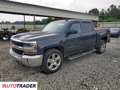 Chevrolet Silverado 5.0 benzyna 2018r. (MEMPHIS)