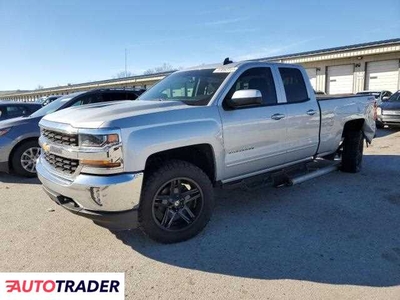 Chevrolet Silverado 5.0 benzyna 2019r. (LOUISVILLE)