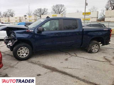 Chevrolet Silverado 5.0 benzyna 2021r. (ROGERSVILLE)