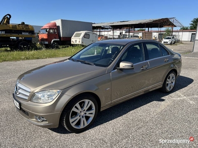 Mercedes C 1.8 Benzyna AVANTGARDE Klimatronik Parktronik Podgrzewane Fotele