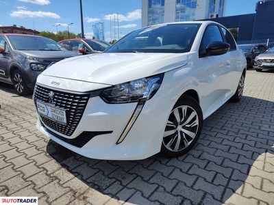 Peugeot 208 1.2 benzyna 75 KM 2023r. (Kraków, Nowy Targ)