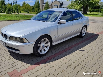 Sprzedam BMW e39 2.5l 192km 254tys.km