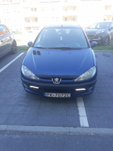 Sprzedam samochód marki Peugeot 206