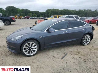 Tesla Model 3 benzyna 2018r. (CONWAY)