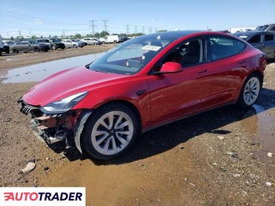 Tesla Model 3 benzyna 2021r. (ELGIN)