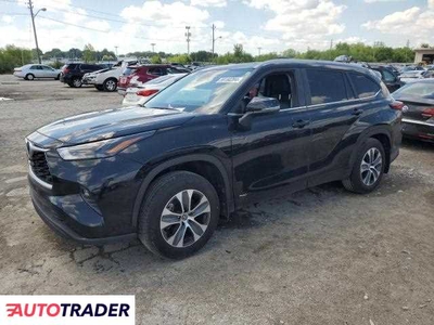 Toyota Highlander 2.0 hybrydowy 2023r. (INDIANAPOLIS)