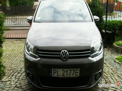 Sprzedam vw Touran benzyna 2013 rok