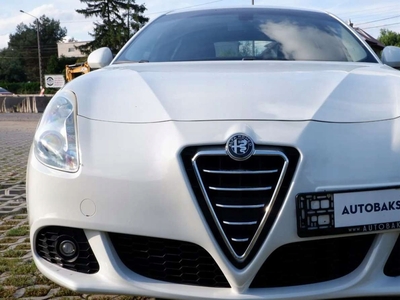 Alfa Romeo Giulietta Nuova II Hatchback 5d 1.4 TB 16v Mair 170KM 2012