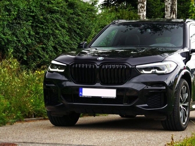 BMW X5 Ekskluzywne xDrive40i M Pakiet - Luksus, Moc i Technologia!