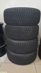 Honda Inny Honda Opony zimowe Falken Eurowinter HS01 w rozmiarze 215/50R17 (400)