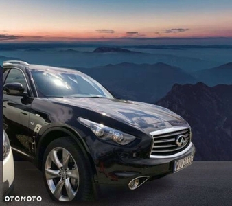 Infiniti QX70 5.0 V8 390KM 2016