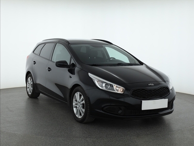 Kia Cee'd II , Klima, Parktronic, Podgrzewane siedzienia