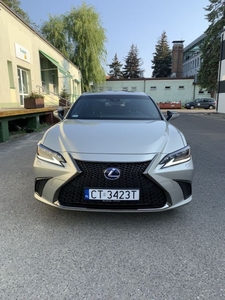 Lexus ES 2019 wersja F Sport