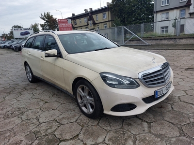 Mercedes-Benz Klasa E W212 2,2 CDI 136 KM Automat Nawigacja Zarejestrowany