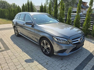 Mercedes Klasa C W205 Kombi Facelifting 1.6 180 156KM 2019