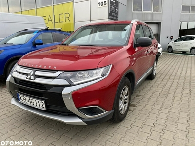 Mitsubishi Outlander III Mitsubishi Outlander 2.0 (150 KM) 2WD Invite Plus, salon Polska (124