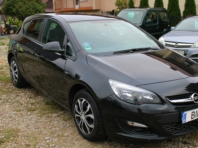 Opel Astra J 1,6 115KM*Lift*